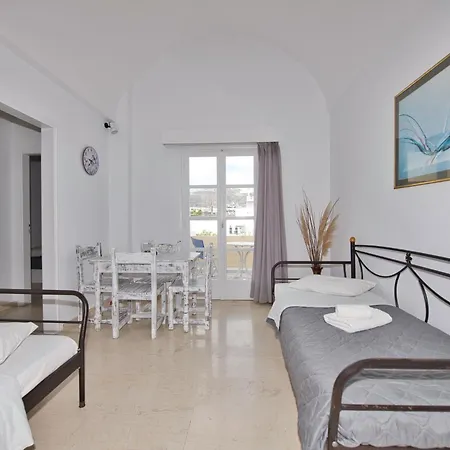 Apartahotel Ira Kamári