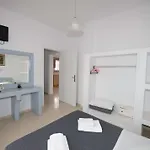 Ira & Studios