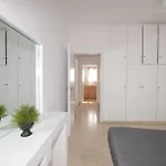 Ira Aparthotel 4*