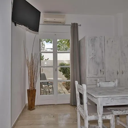 Ira & Studios Appart hôtel