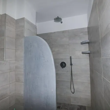 Aparthotel Ira *
