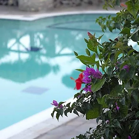 Ira & Studios Appart hôtel 4*