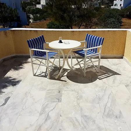 Aparthotel Ira Kamari (Santorini)