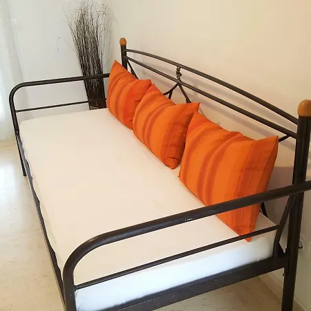 Aparthotel Ira
