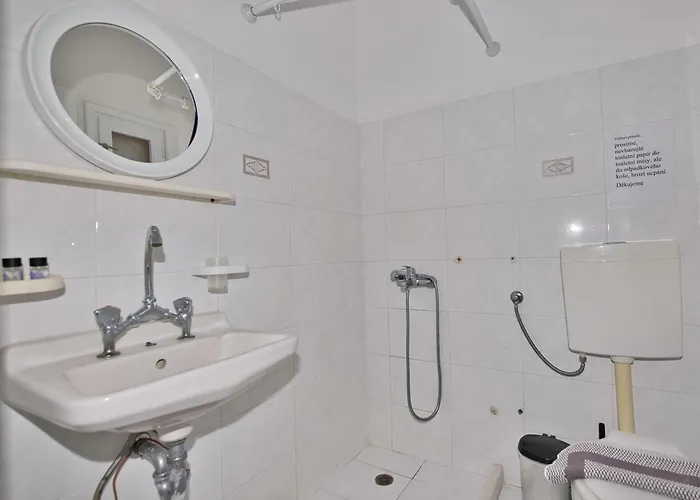 Ira Apartmanhotel 4*