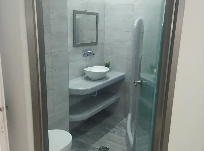 Ira 4* Kamari (Santorini)