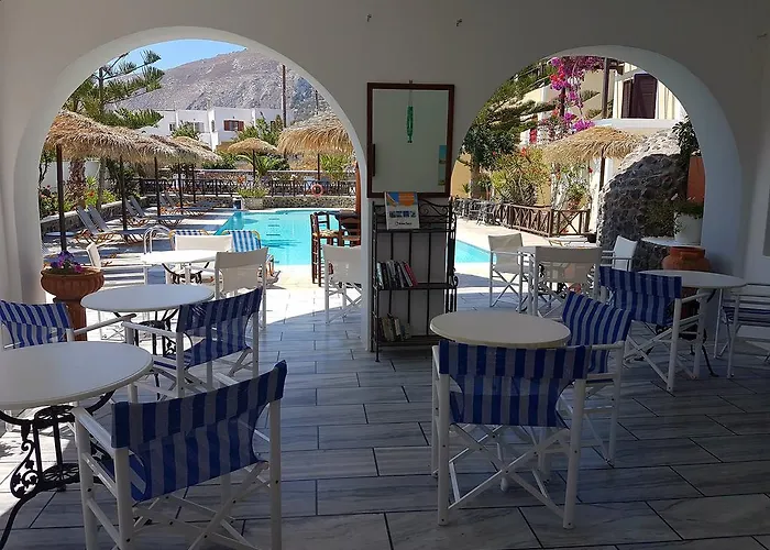 Ira Kamari (Santorini)