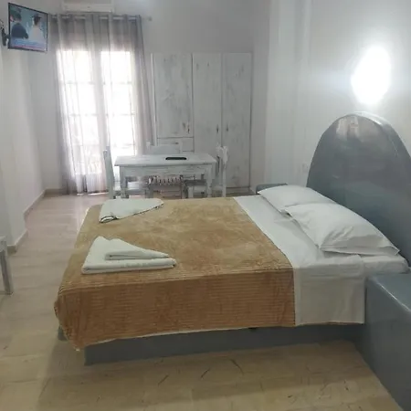 Ira 公寓式酒店 4*